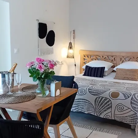 ベッド・アンド・ブレックファスト Le Clos De L'aiguillon 4*