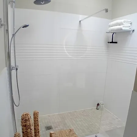 ベッド・アンド・ブレックファスト Le Clos De L'aiguillon