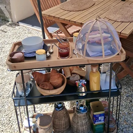 Le Clos De L'aiguillon Bed & Breakfast Herouvillette