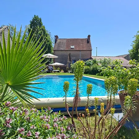Le Clos De L'aiguillon 住宿加早餐酒店 Herouvillette