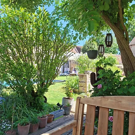 Bed & Breakfast Le Clos De L'aiguillon