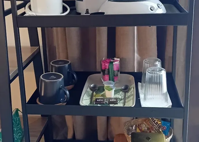 Le Clos De L'aiguillon Bed & Breakfast 4*