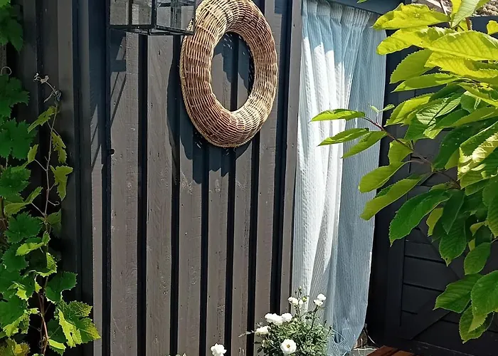 Le Clos De L'aiguillon Bed & Breakfast Herouvillette