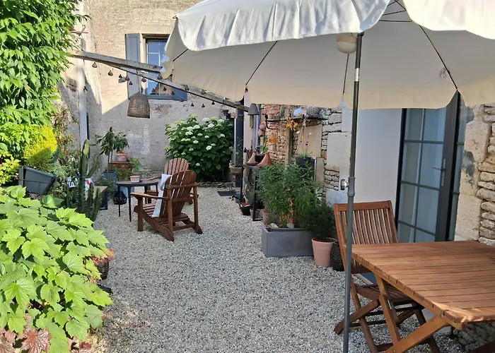 Le Clos De L'aiguillon Bed & Breakfast Herouvillette